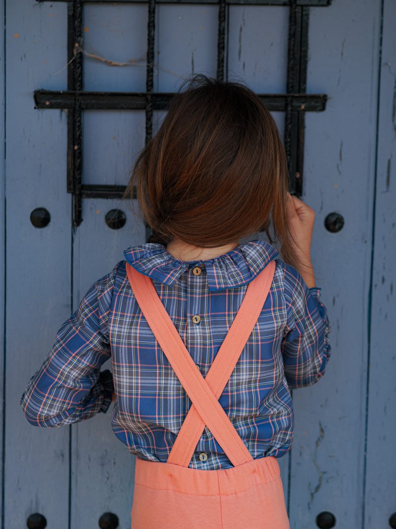 Blusa tartan azul y coral