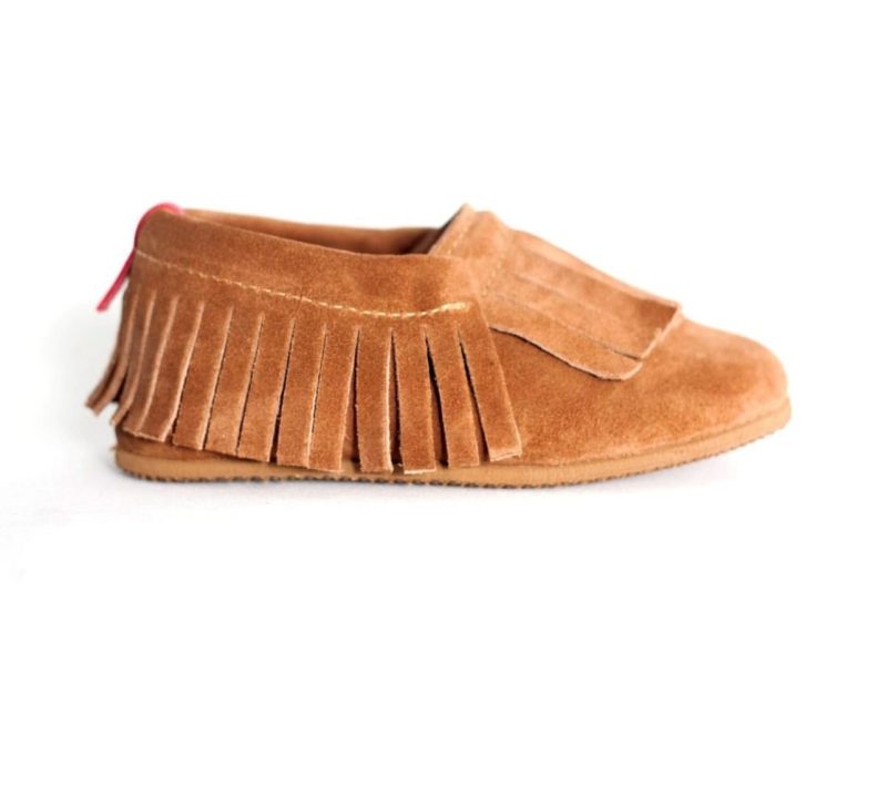 Mocasín flecos camel